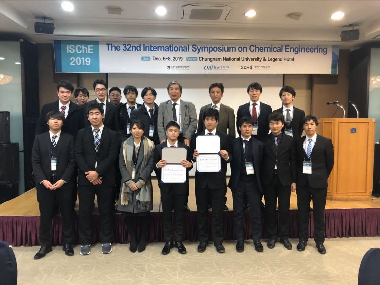 ナノ院生が「第32回化学工学に関する国際シンポジウム」で優秀ポスター賞受賞