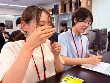 国税局見学2.jpg