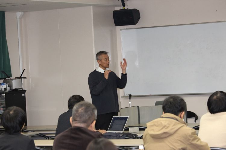 生物生命学科 千々岩教授が語る ― ハブ毒研究から見える生物多様性と進化