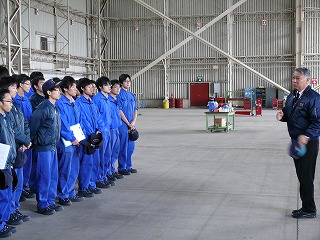 セスナ機に初搭乗！航空整備学専攻2年生が体験実習