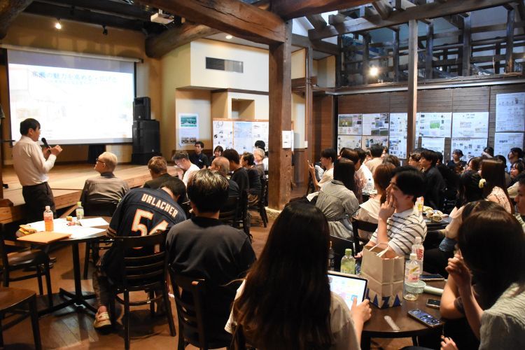 建築学科の学生が玉名市でまちづくり案を発表