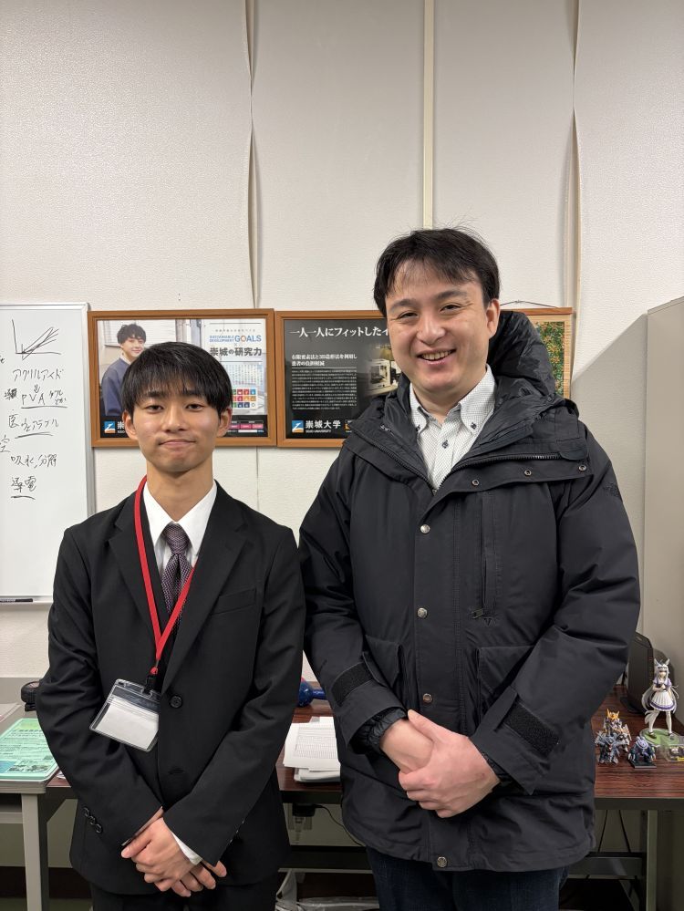 機械工学科卒業生がOB訪問で後輩に経験を共有
