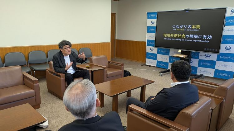 星合センター長が四万十市長と自治体連携プラットフォーム構築について協議