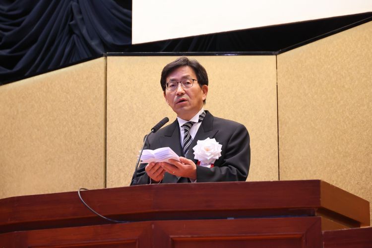 学長.JPG
