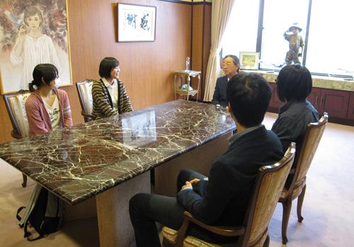学長と学生の会談