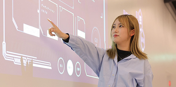 機械工学科・ナノサイエンス学科・情報学科で基礎的な知識を身につける！